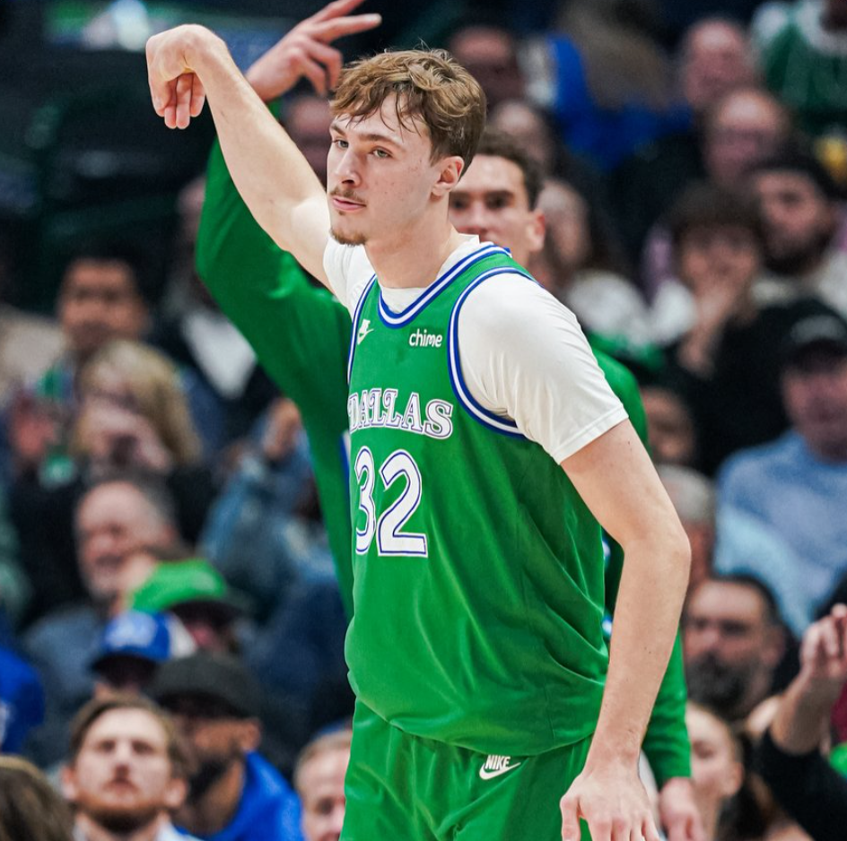 OD体育平台-下一个詹皇真来了？弗拉格脚踝90度扭曲毫发无损 轰27+5献关键球